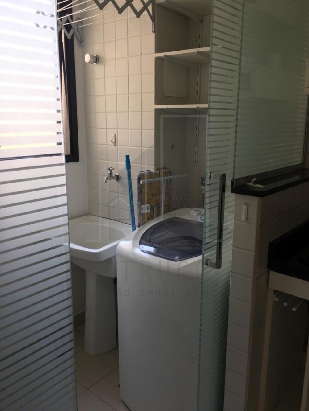 Alugar Apartamento / Padrão em Campinas R$ 3.000,00 - Foto 7 Alugar Apartamento / Padrão em Campinas R$ 3.000,00 - Foto 7