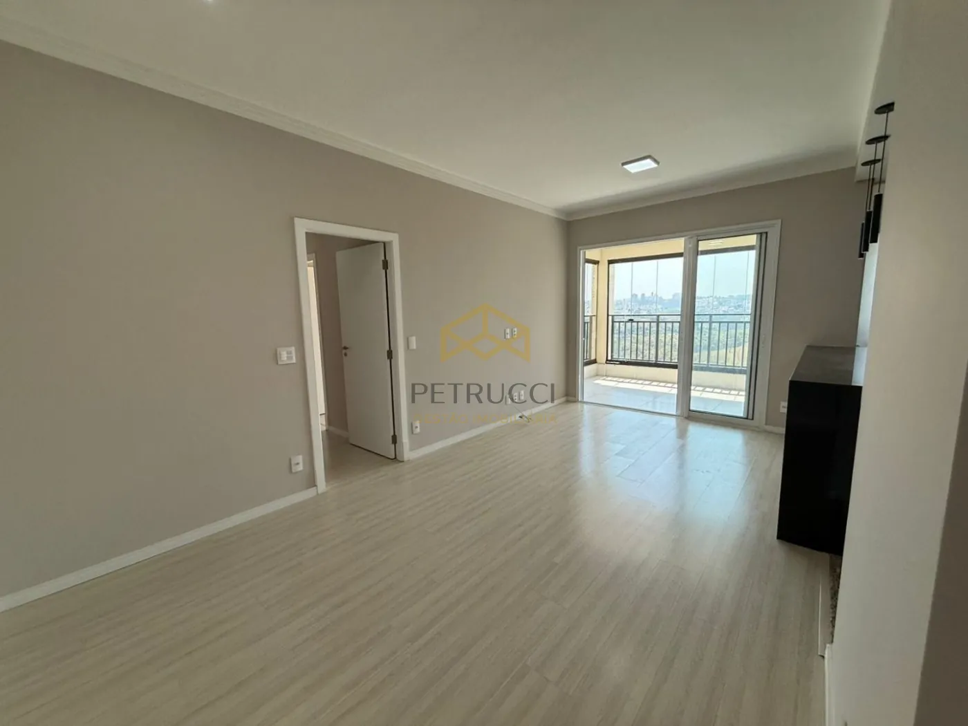 Alugar Apartamento / Padrão em Campinas R$ 6.100,00 - Foto 2