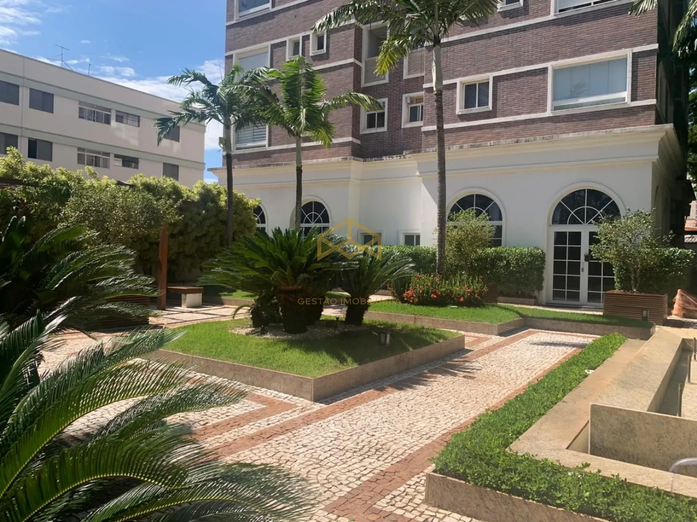 Alugar Apartamento / Cobertura em Campinas R$ 6.000,00 - Foto 2