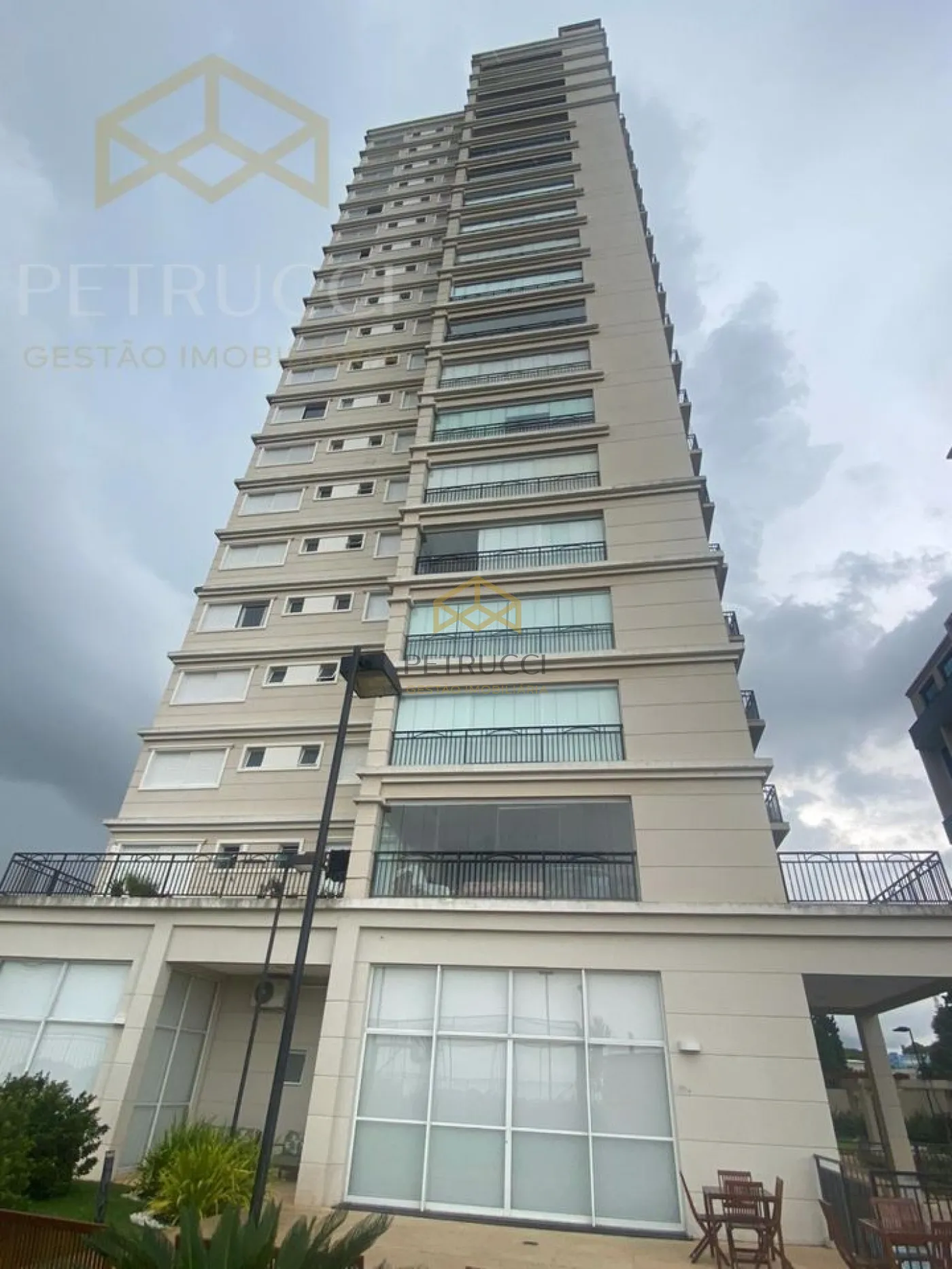 Comprar Apartamento / Cobertura em Campinas R$ 1.500.000,00 - Foto 1