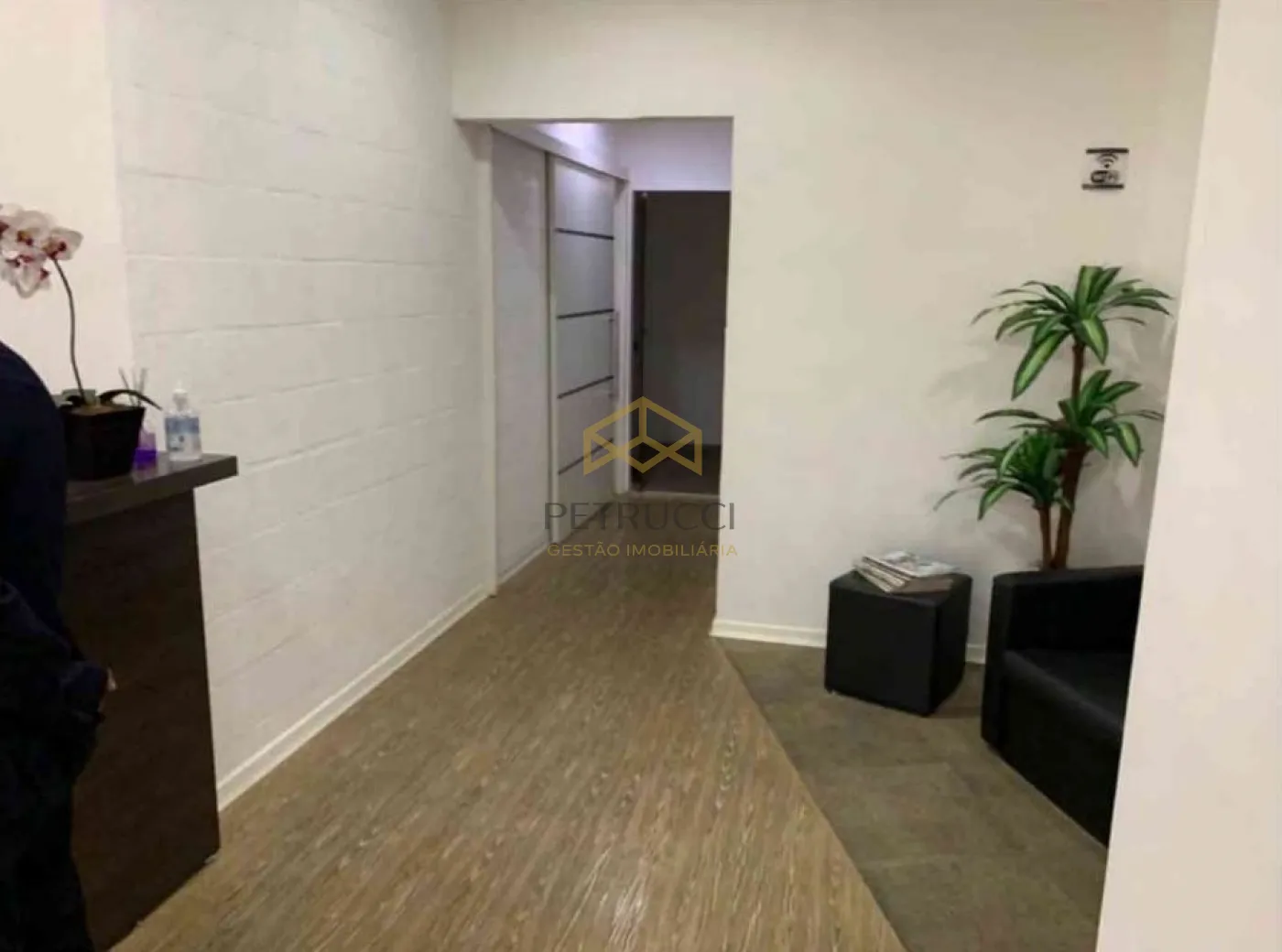 Alugar Comercial / Prédio em Valinhos R$ 8.000,00 - Foto 3