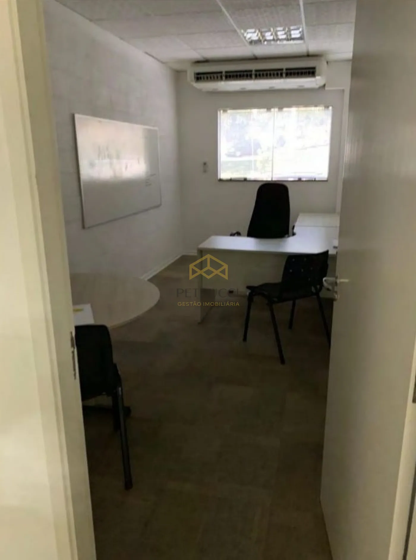 Alugar Comercial / Prédio em Valinhos R$ 8.000,00 - Foto 6