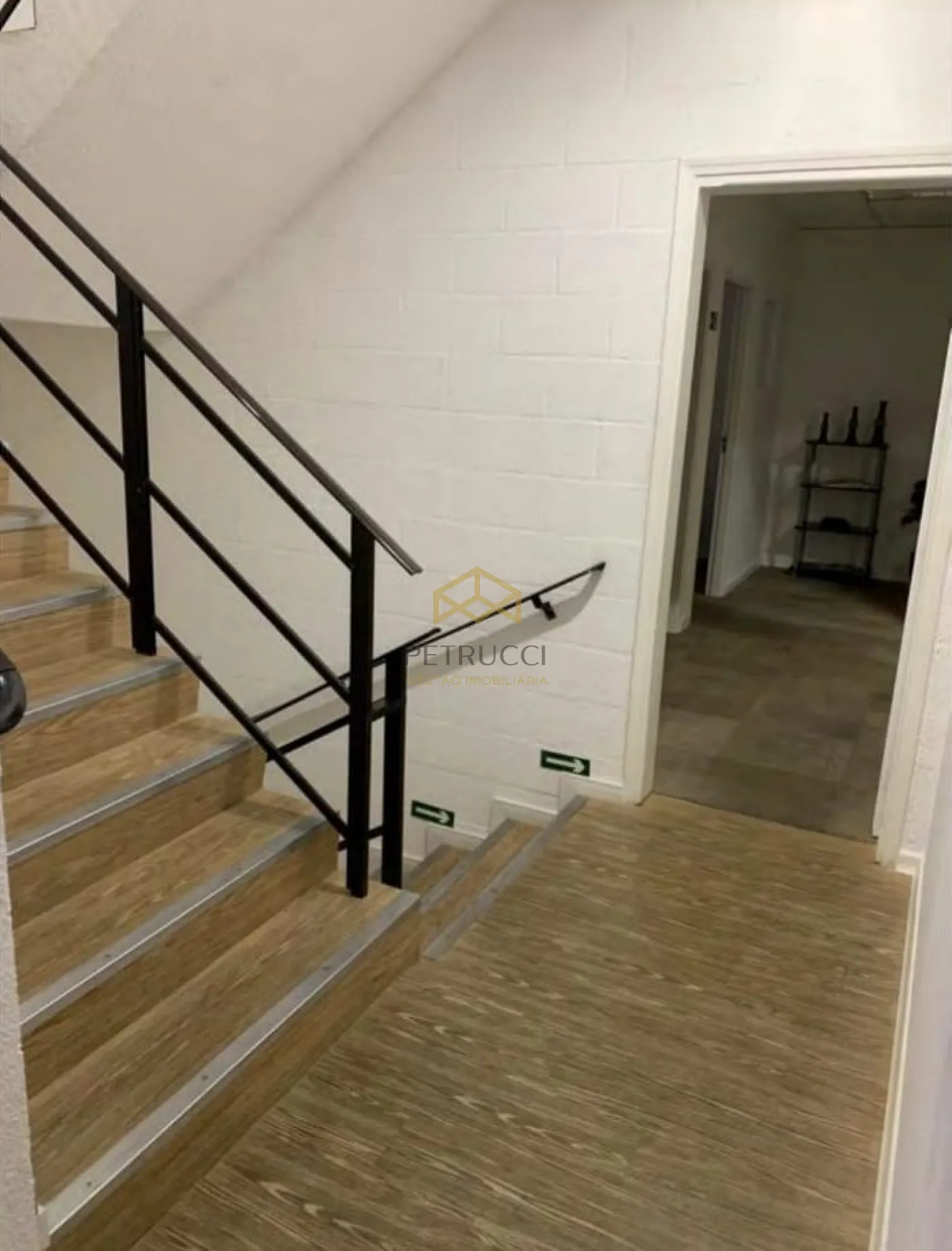 Alugar Comercial / Prédio em Valinhos R$ 8.000,00 - Foto 8