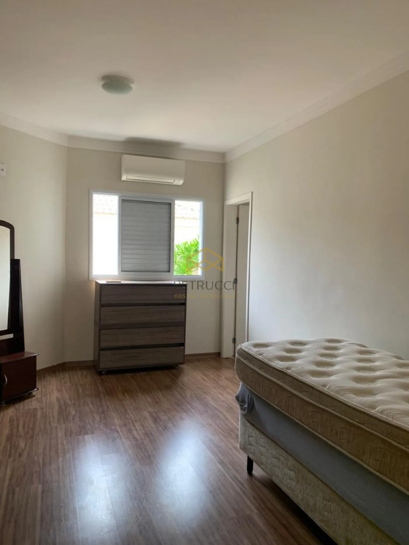 Alugar Casa / Térrea em Condomínio em Hortolândia R$ 6.000,00 - Foto 8
