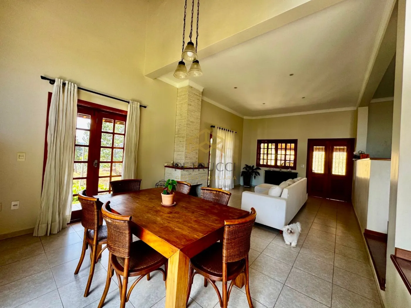 Comprar Casa / Sobrado em Condomínio em Valinhos R$ 990.000,00 - Foto 6