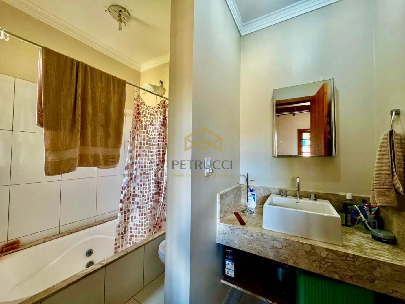 Comprar Casa / Sobrado em Condomínio em Valinhos R$ 990.000,00 - Foto 12