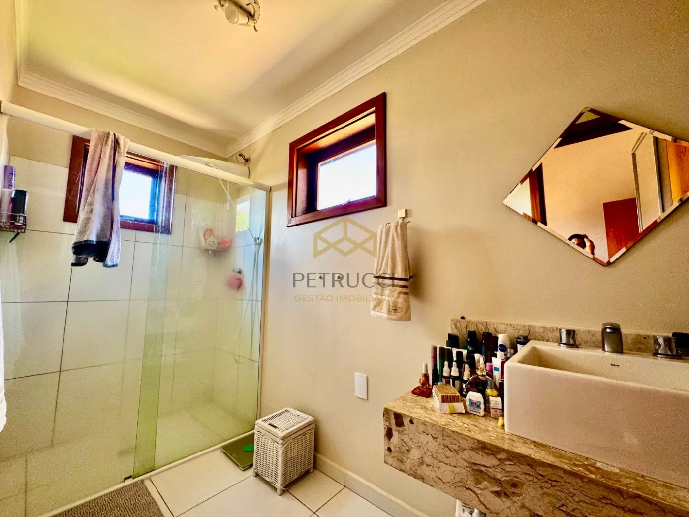 Comprar Casa / Sobrado em Condomínio em Valinhos R$ 990.000,00 - Foto 14