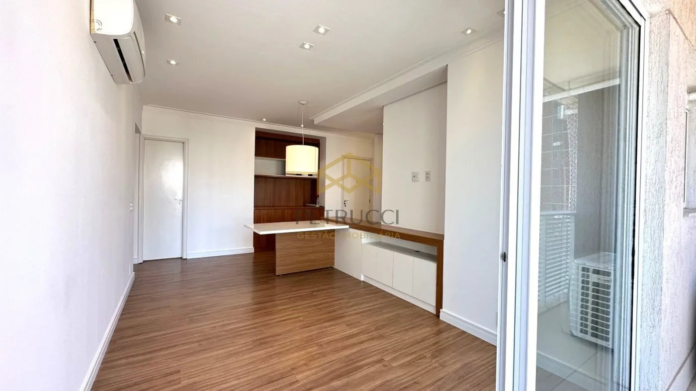 Comprar Apartamento / Padrão em Campinas R$ 1.100.000,00 - Foto 4
