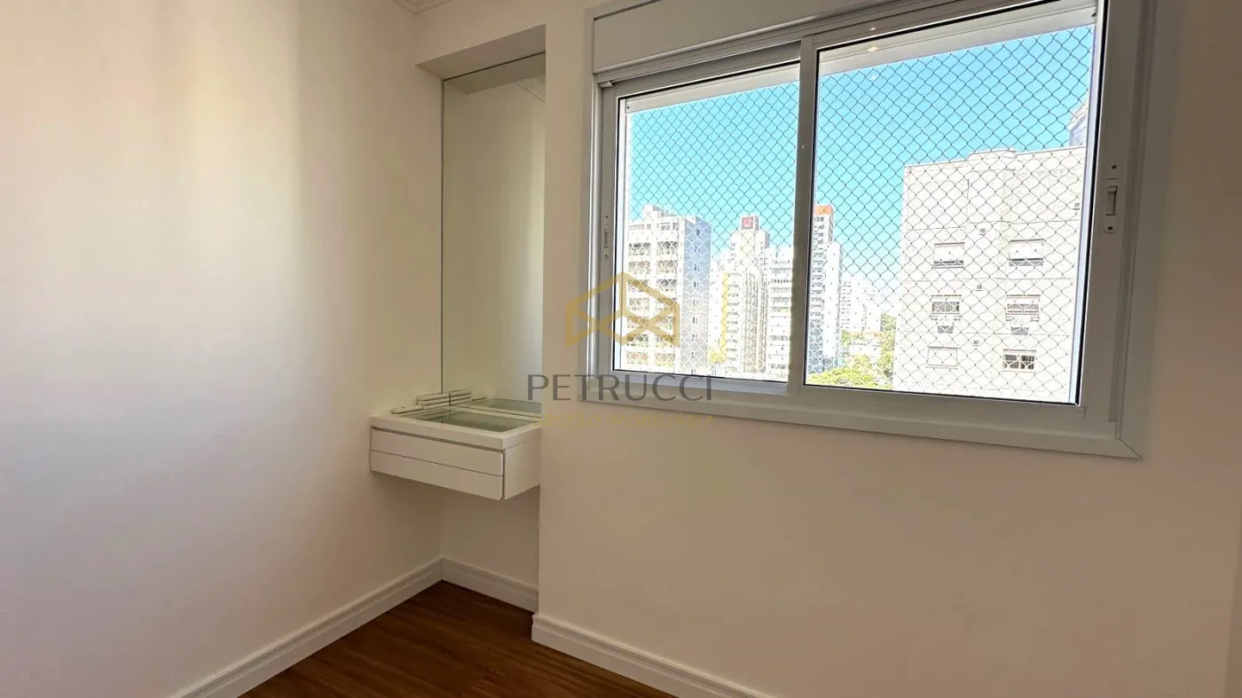 Comprar Apartamento / Padrão em Campinas R$ 1.100.000,00 - Foto 11