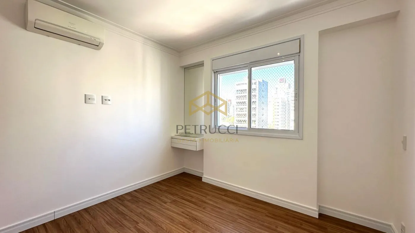 Comprar Apartamento / Padrão em Campinas R$ 1.100.000,00 - Foto 9