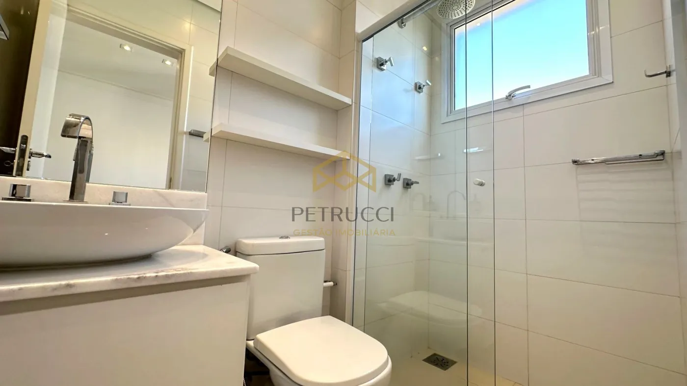 Comprar Apartamento / Padrão em Campinas R$ 1.100.000,00 - Foto 17