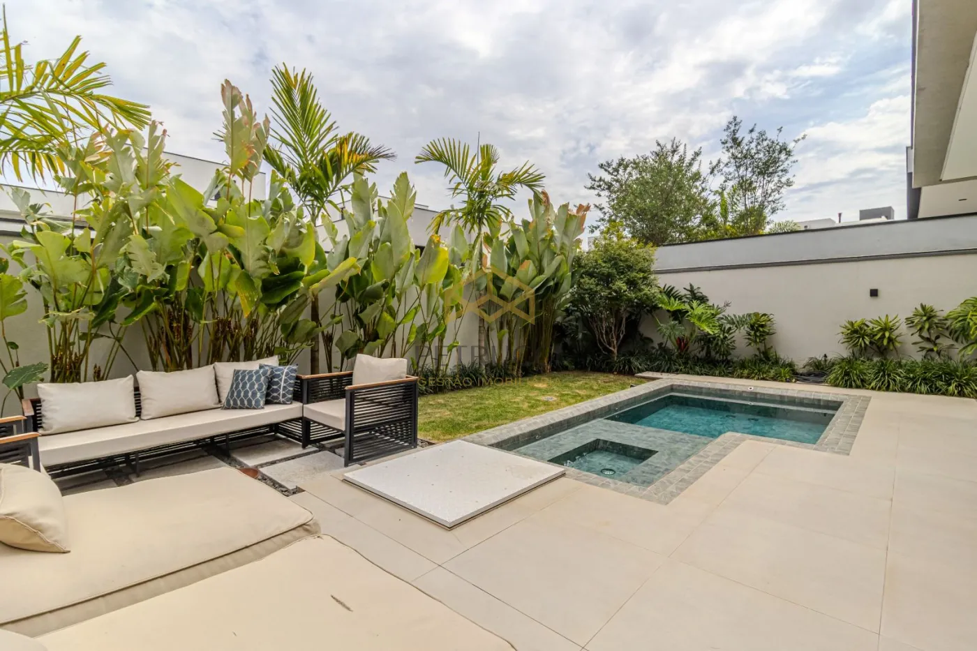 Comprar Casa / Sobrado em Condomínio em Campinas R$ 3.280.000,00 - Foto 16