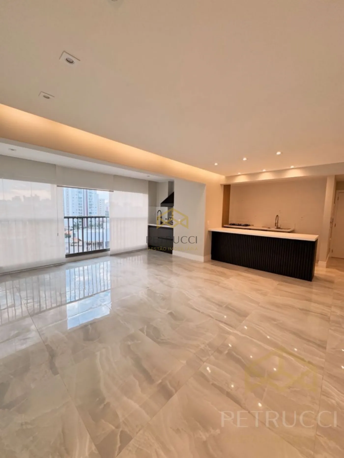 Comprar Apartamento / Padrão em Campinas R$ 1.065.000,00 - Foto 7