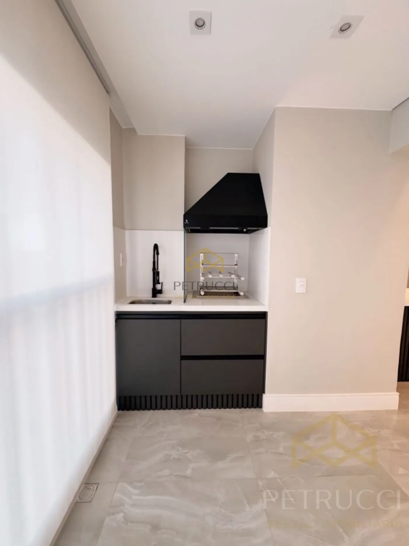 Comprar Apartamento / Padrão em Campinas R$ 1.065.000,00 - Foto 8