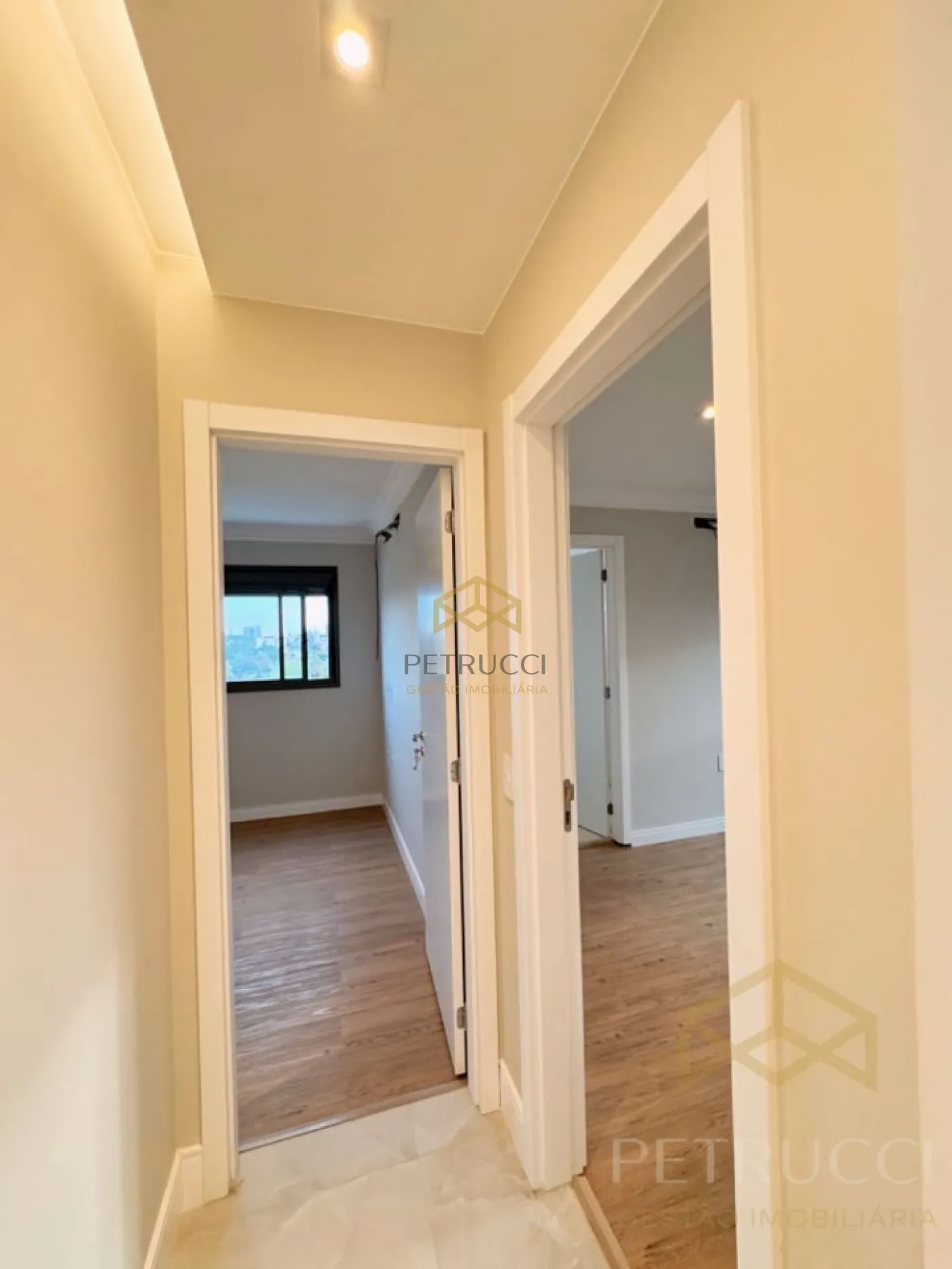 Comprar Apartamento / Padrão em Campinas R$ 1.065.000,00 - Foto 12