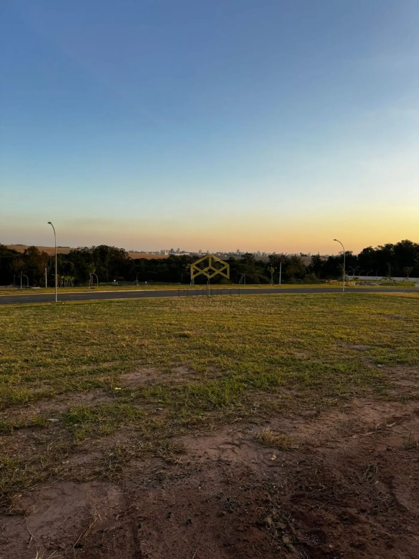 Comprar Terreno / Residencial em Condomínio em Campinas R$ 1.100.000,00 - Foto 2