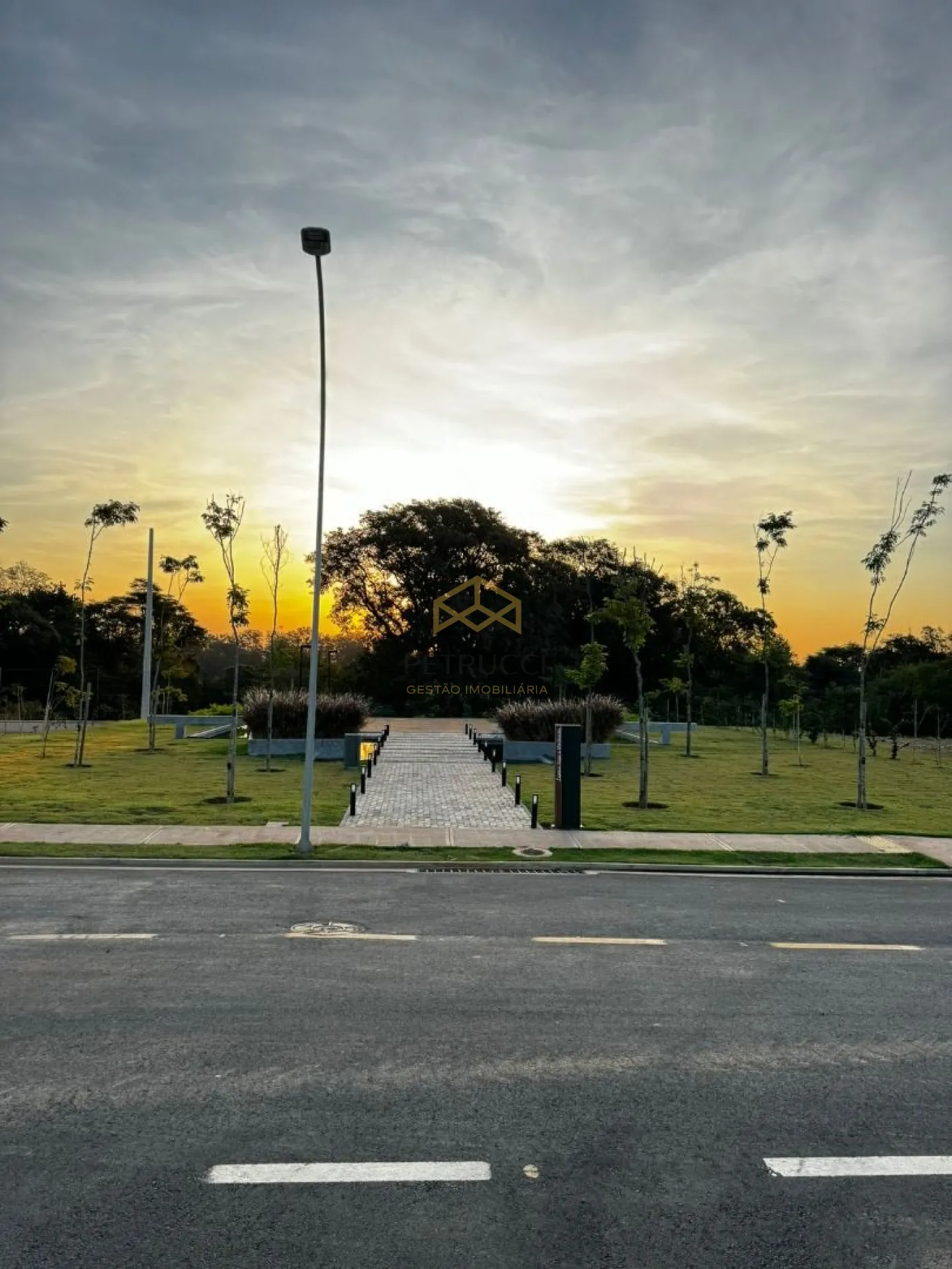 Comprar Terreno / Residencial em Condomínio em Campinas R$ 1.100.000,00 - Foto 3