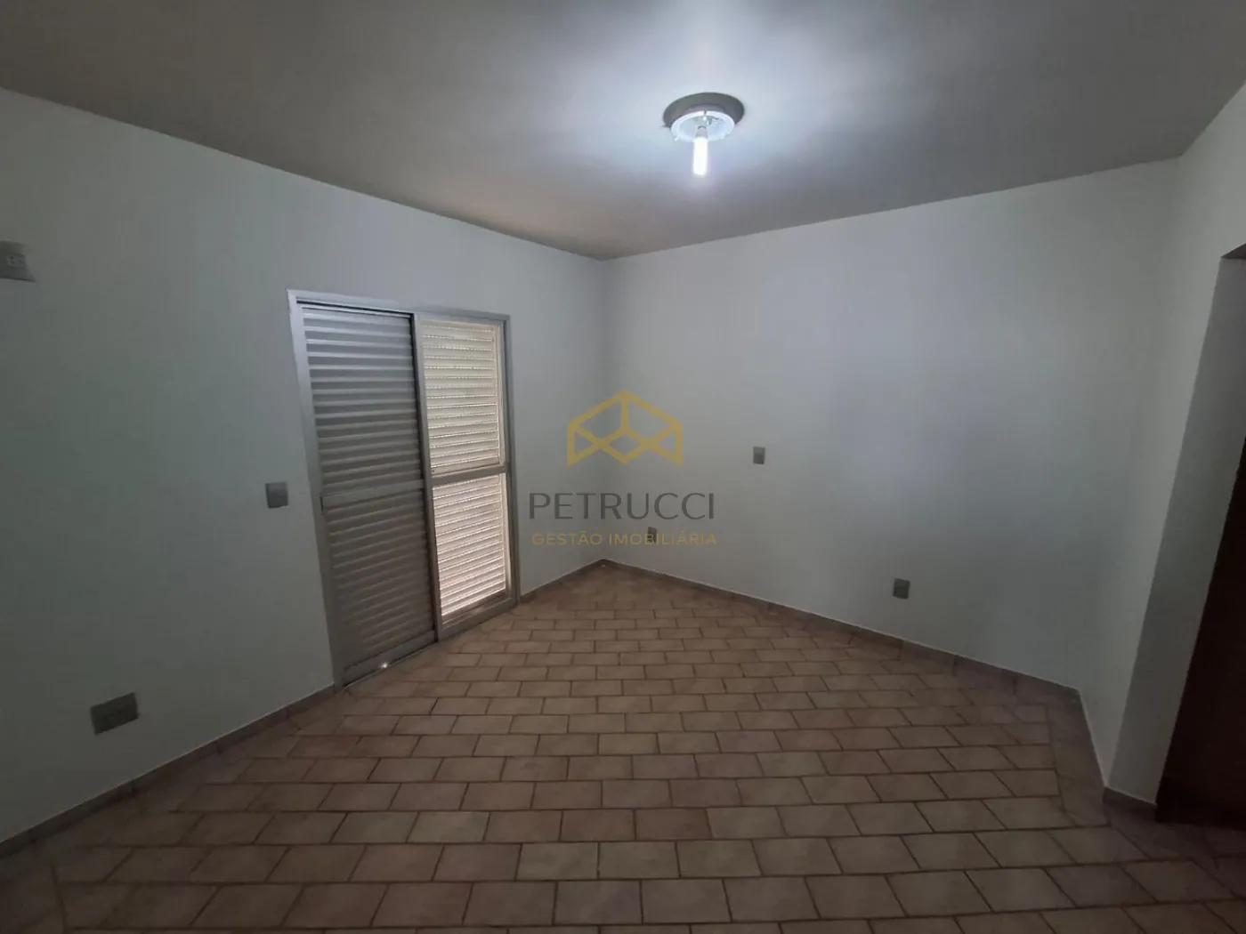 Comprar Casa / Sobrado em Campinas R$ 910.000,00 - Foto 19